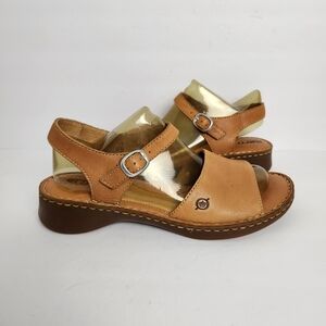 Born Women's Size 11 Camel Brown Leather Heel Everyday Comfort Sandals W1992